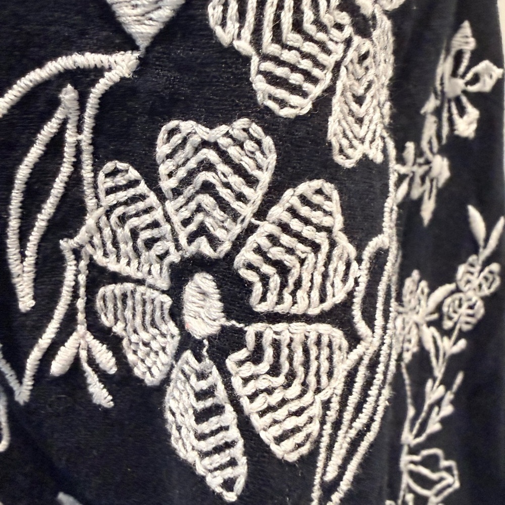 Pilcro The Tavi Tank Black White Embroidered Linen Blend XS Oversized Boho - Picture 5 of 9